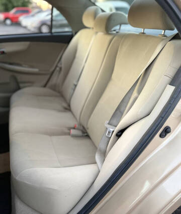 2012 Toyota Corolla LE
