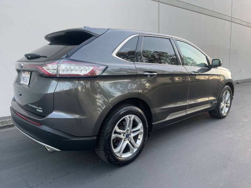 2017 Ford Edge Titanium
