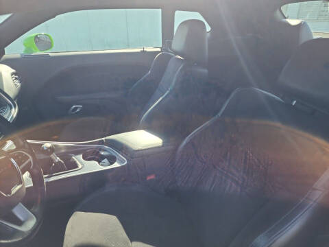 2017 Dodge Challenger R/T Plus