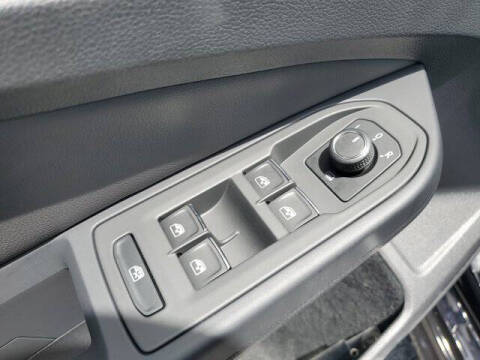 2023 Volkswagen Golf R 4Motion