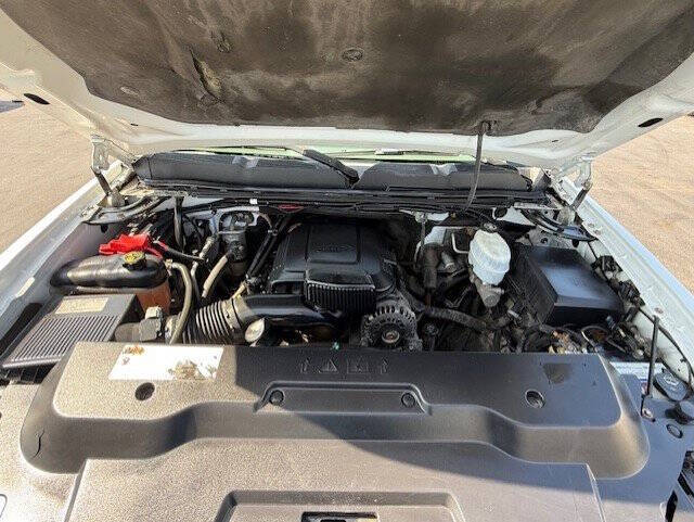 2012 Chevrolet Silverado 3500HD CC