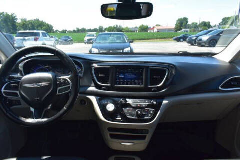2020 Chrysler Pacifica Touring L
