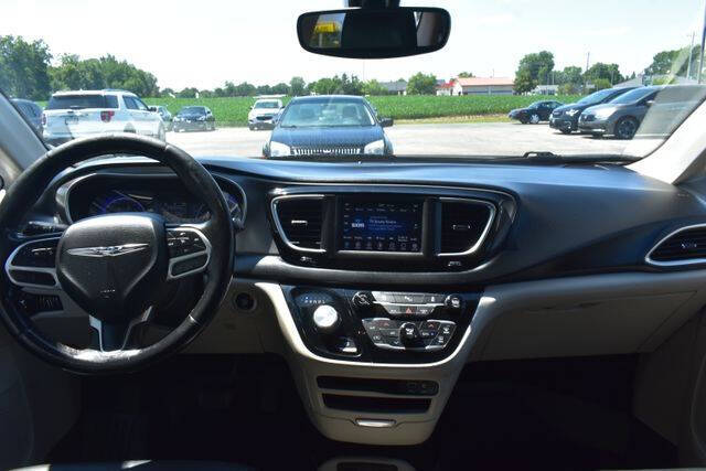 2020 Chrysler Pacifica Touring L