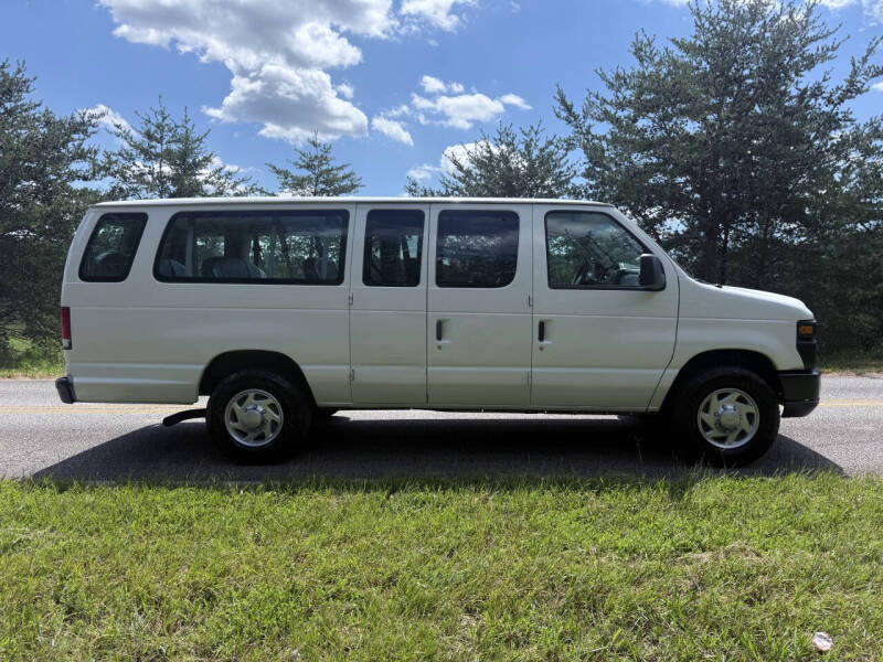 2013 Ford E-Series E-350 SD XL