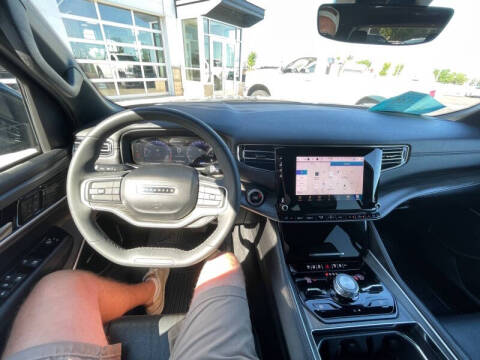 2023 Jeep Wagoneer L Series III