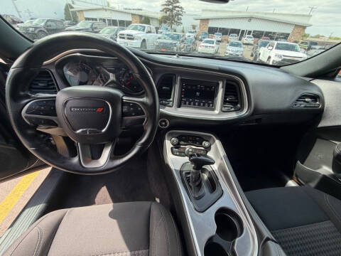 2019 Dodge Challenger SXT