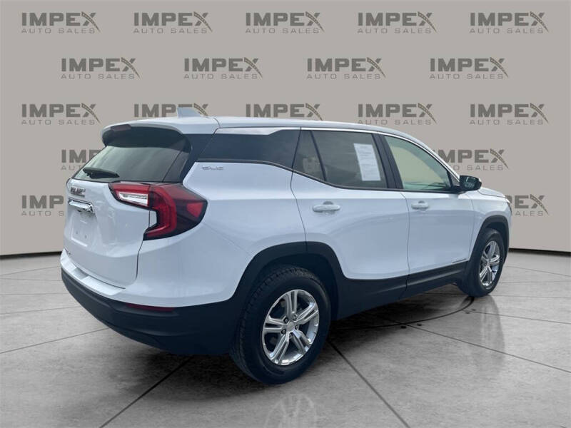 2024 GMC Terrain SLE