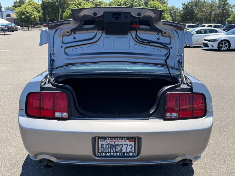 2006 Ford Mustang GT Premium