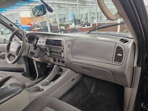 2003 Ford Explorer Sport Trac XLT