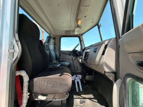 2014 Peterbilt 337