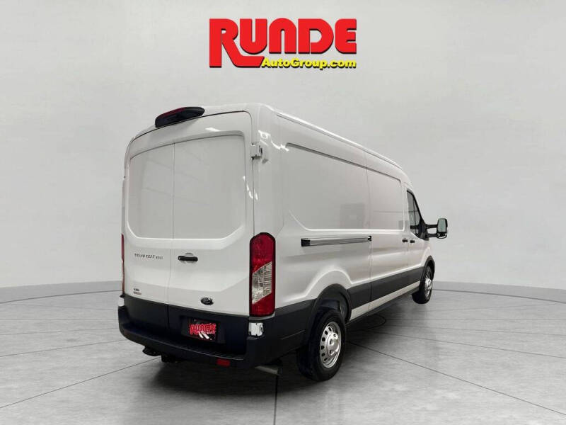 2025 Ford Transit 250