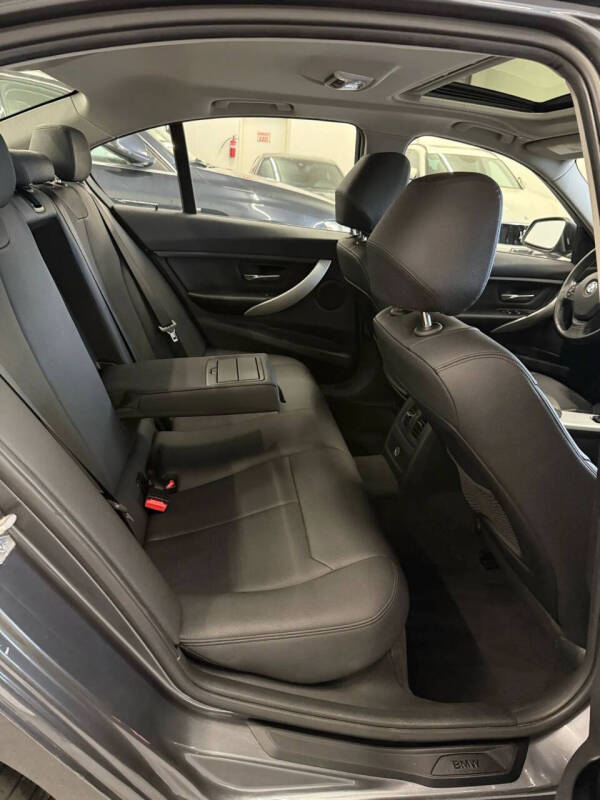 2013 BMW 3 Series 328i xDrive