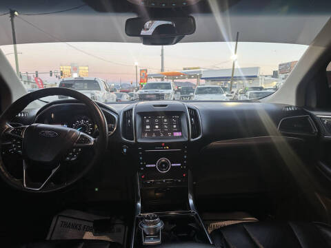 2019 Ford Edge Titanium