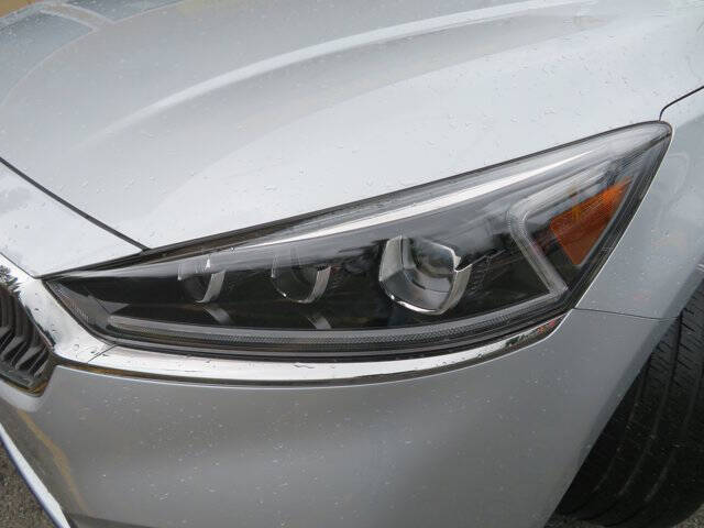 2018 Kia Cadenza Technology