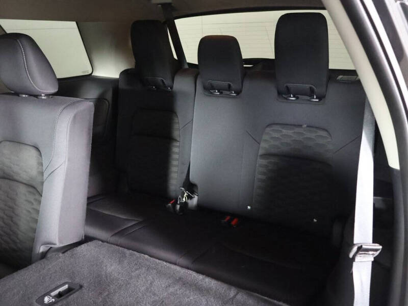 2024 Nissan Pathfinder S