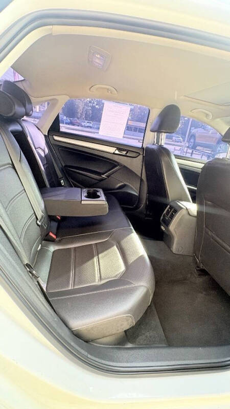 2021 Volkswagen Passat SE