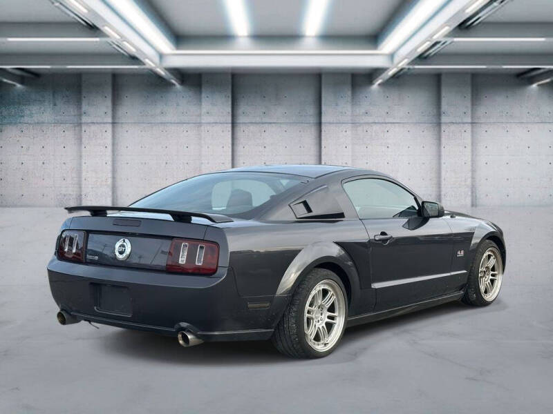 2007 Ford Mustang GT Deluxe