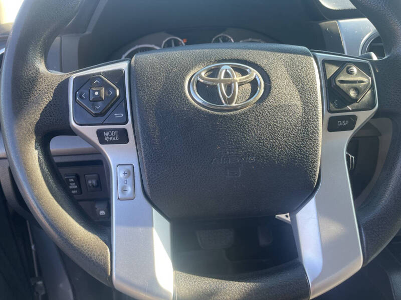 2017 Toyota Tundra SR5