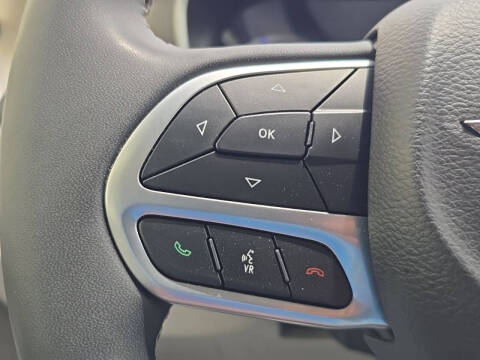 2024 Chrysler Pacifica Plug-In Hybrid Select