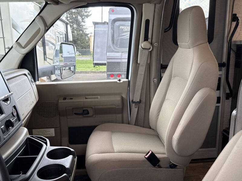 2021 Ford E-Series