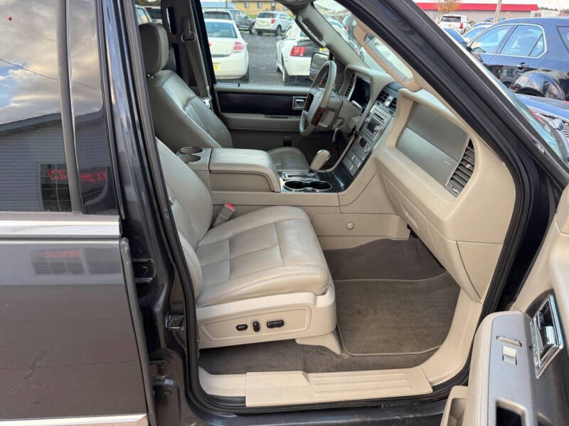 2007 Lincoln Navigator Luxury