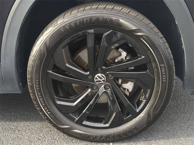 2023 Volkswagen Atlas SE