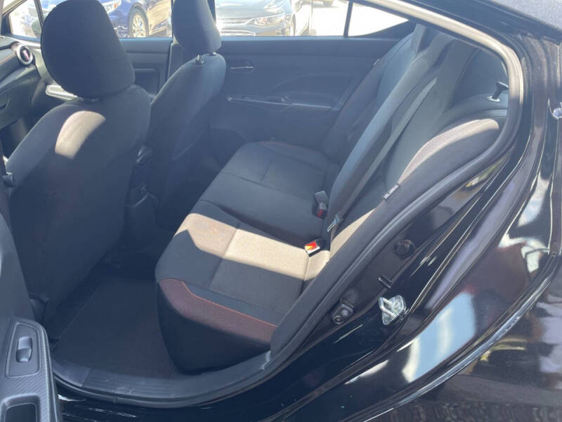 2020 Nissan Versa SR