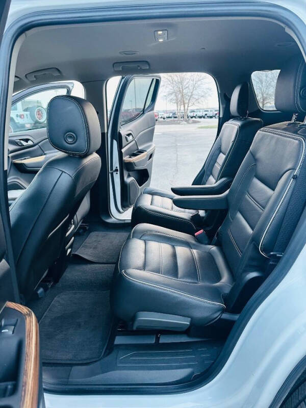 2019 GMC Acadia Denali