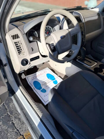 2011 Ford Escape XLS