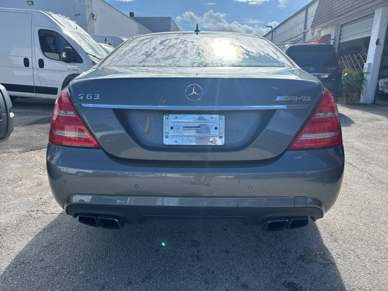 2011 Mercedes-Benz S-Class S 63 AMG