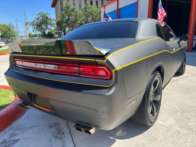 2014 Dodge Challenger Coupe - $18,497