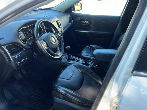 2019 Jeep Cherokee