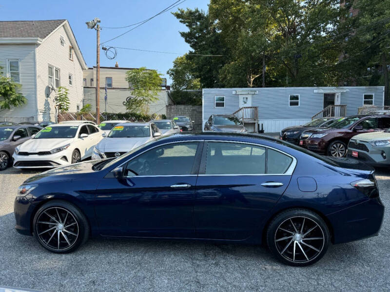 2015 Honda Accord Sport photo 8