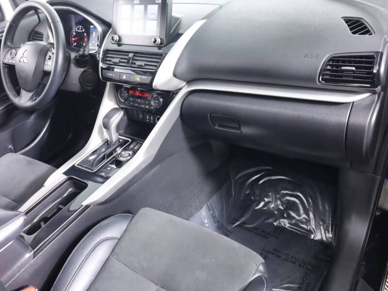 2022 Mitsubishi Eclipse Cross SE