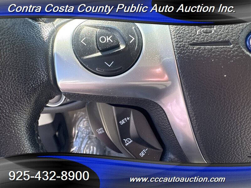2015 Ford C-MAX Hybrid SE