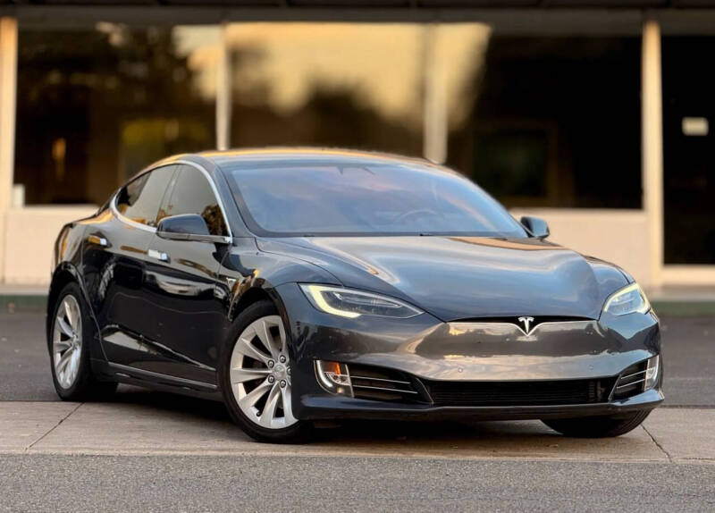 2017 Tesla Model S