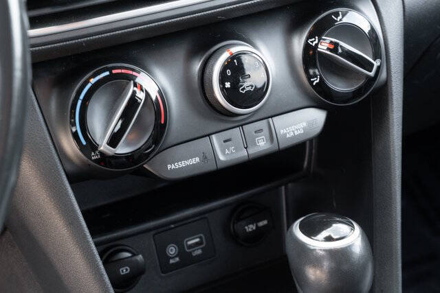 2020 Hyundai Kona SEL