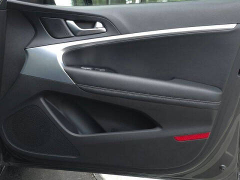2023 Genesis G70