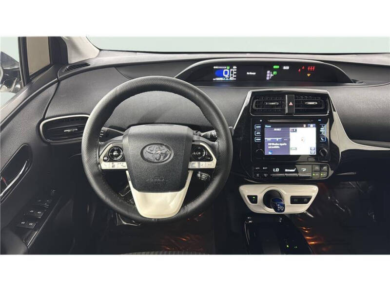 2017 Toyota Prius Three