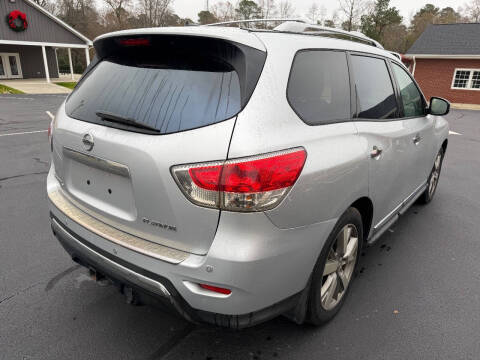 2014 Nissan Pathfinder Platinum