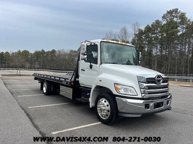 2025 Hino L6