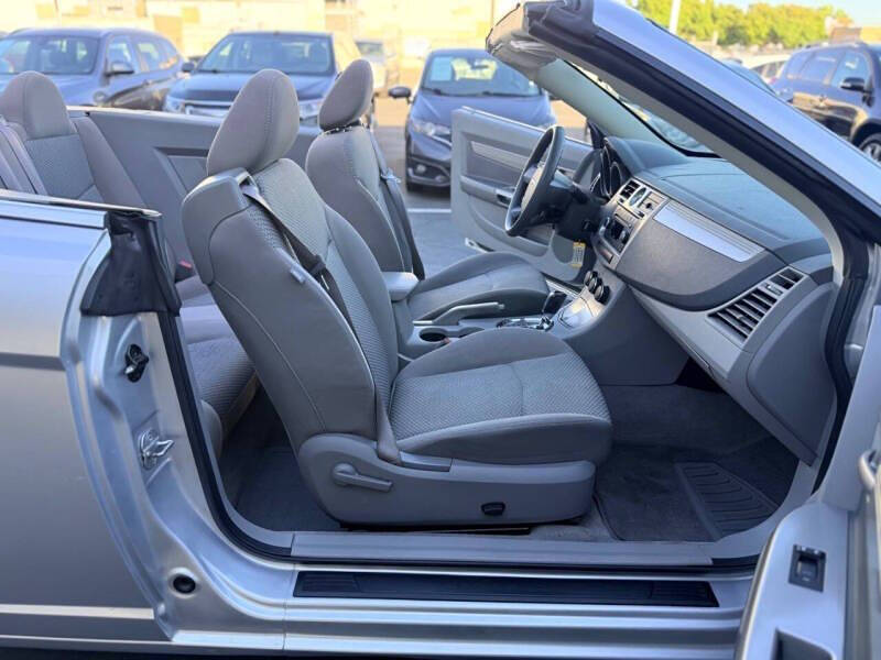 2008 Chrysler Sebring LX