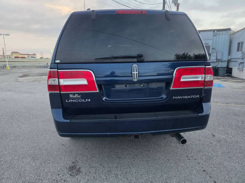 2008 Lincoln Navigator