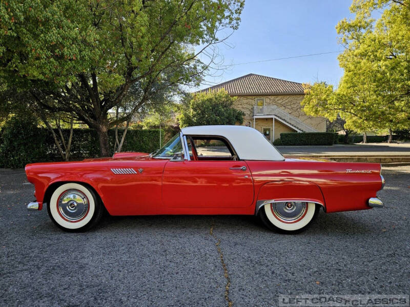 1955 Ford Thunderbird