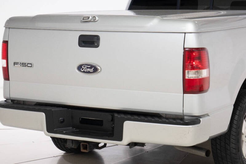 2006 Ford F-150 STX photo 22