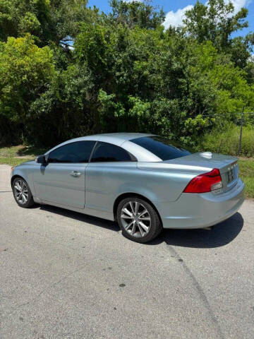 2011 Volvo C70 T5