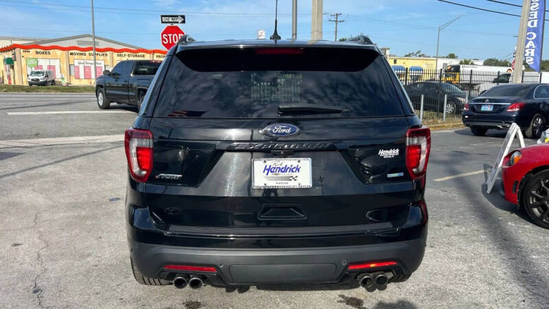 2018 Ford Explorer Sport