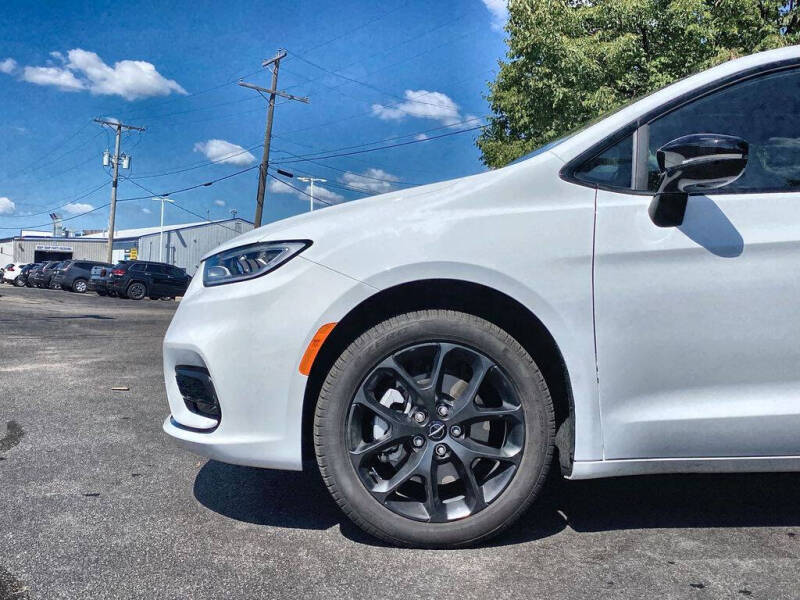 2024 Chrysler Pacifica Limited