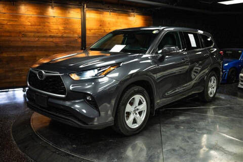 2021 Toyota Highlander LE