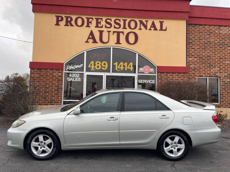 2005 Toyota Camry for sale at Professional Auto Sales & Service in Fort Wayne IN